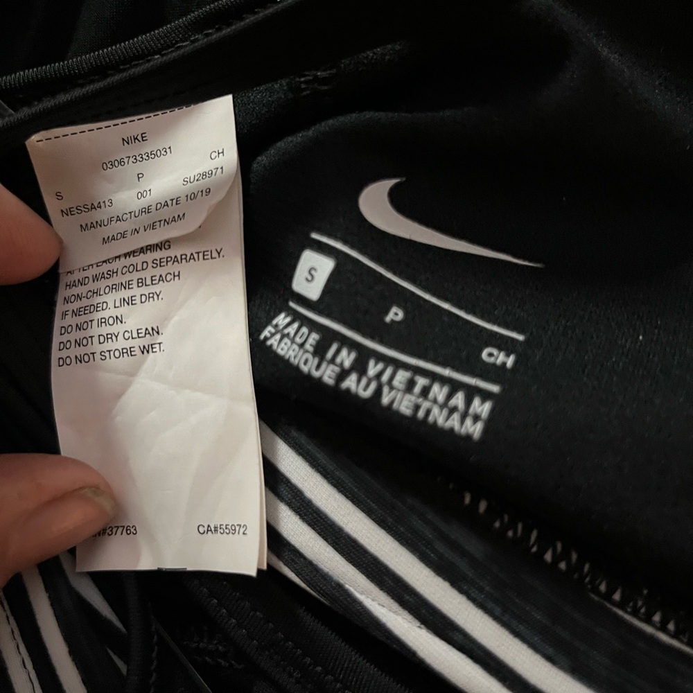 Nike black layered tankini swim top - Picture 7 of 7